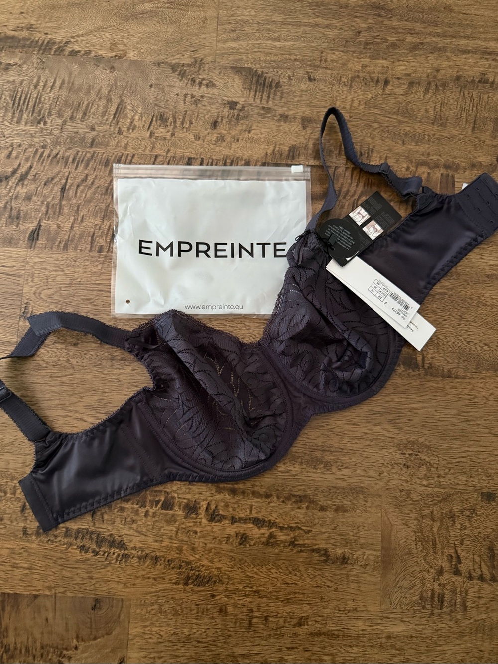NWT Empreinte Verity Lace Bra in Ardoise 30F